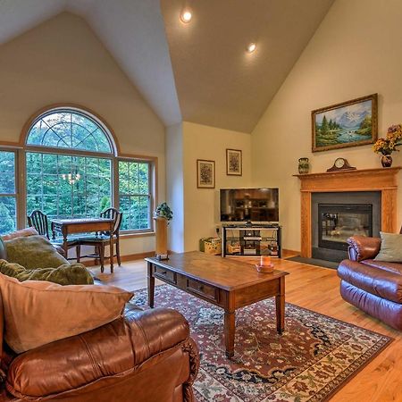Pocono Mountain Home With 3 Community Lakes! Gouldsboro Luaran gambar