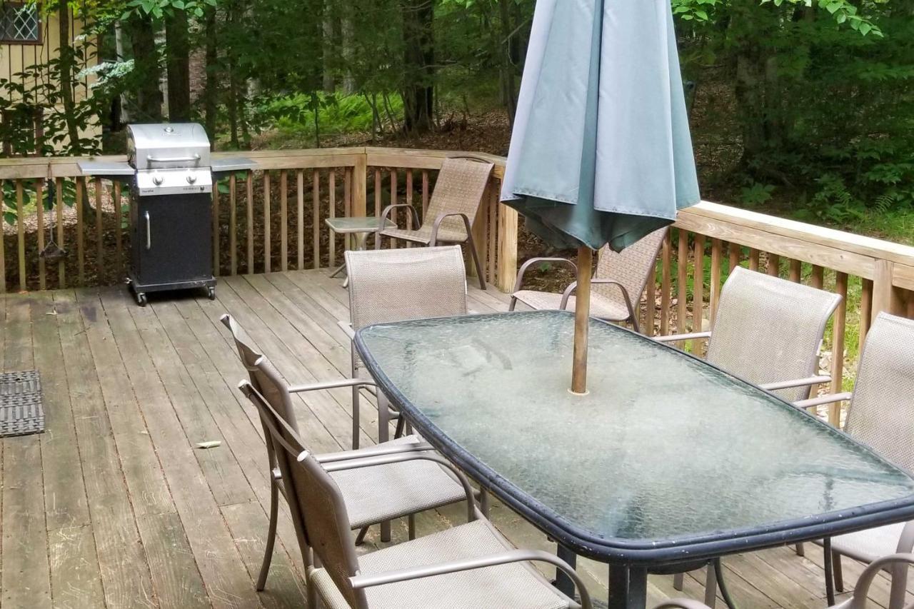 Pocono Mountain Home With 3 Community Lakes! Gouldsboro Luaran gambar