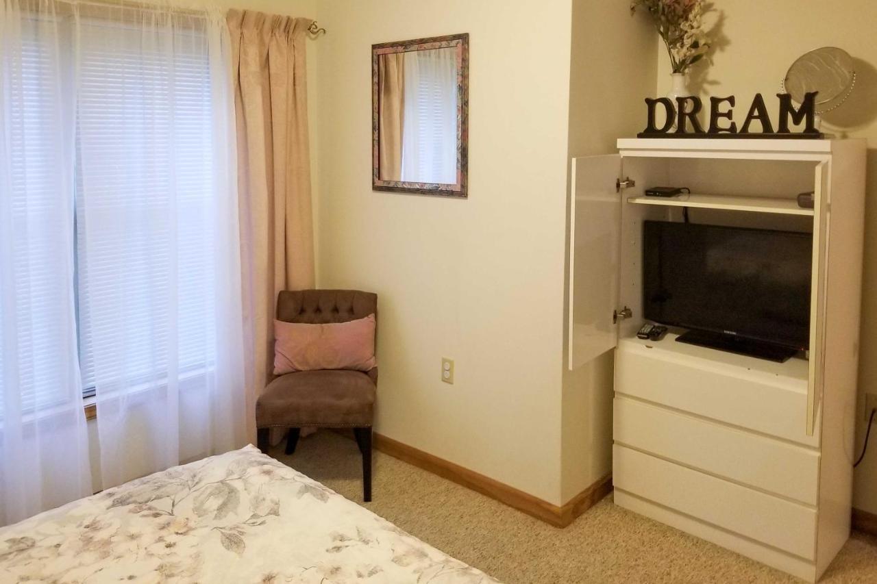 Pocono Mountain Home With 3 Community Lakes! Gouldsboro Luaran gambar