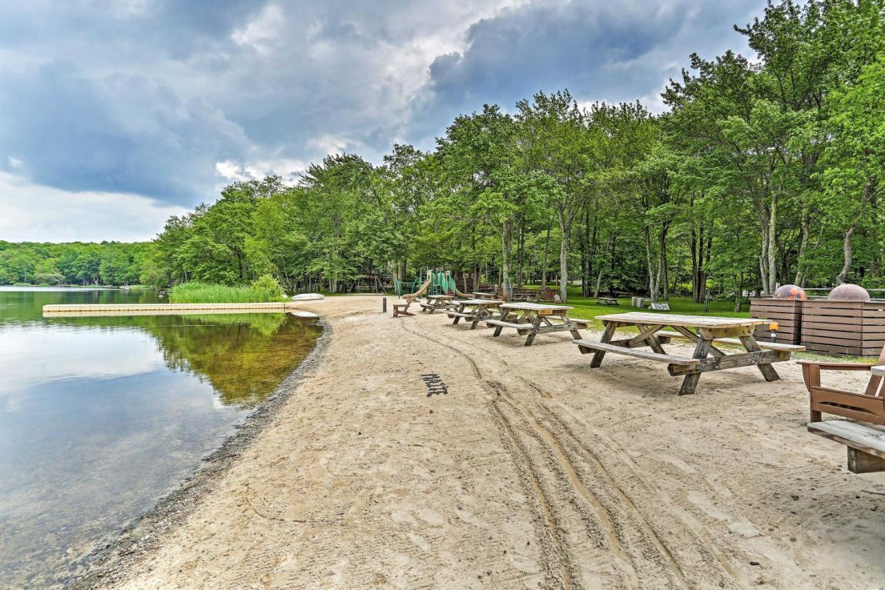Pocono Mountain Home With 3 Community Lakes! Gouldsboro Luaran gambar