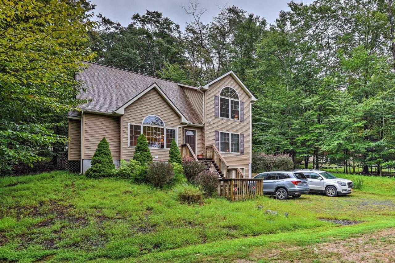 Pocono Mountain Home With 3 Community Lakes! Gouldsboro Luaran gambar