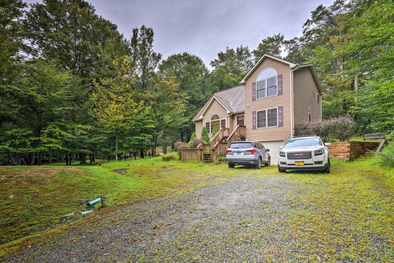 Pocono Mountain Home With 3 Community Lakes! Gouldsboro Luaran gambar