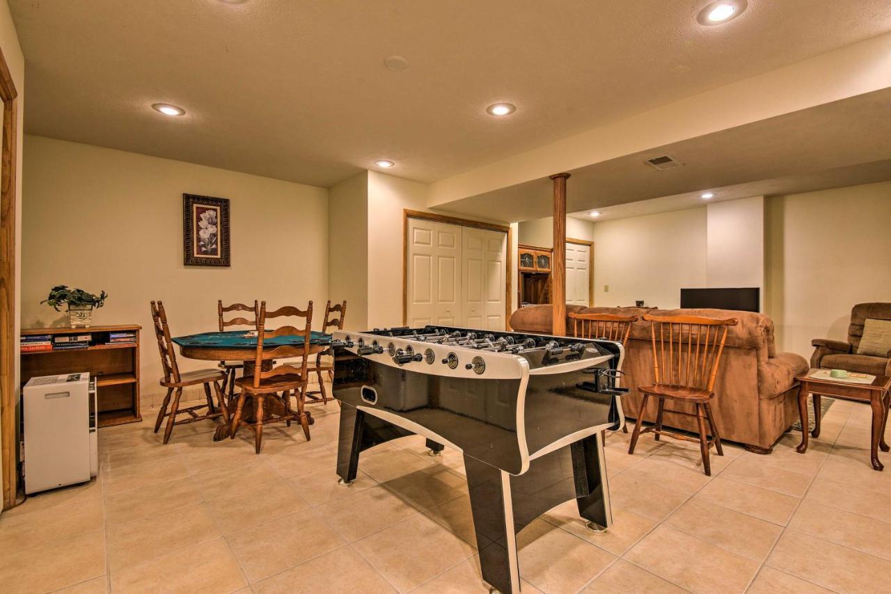 Pocono Mountain Home With 3 Community Lakes! Gouldsboro Luaran gambar